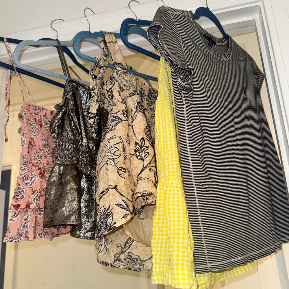 Size small womens summer top bundle: Loft F21 Polo C&C